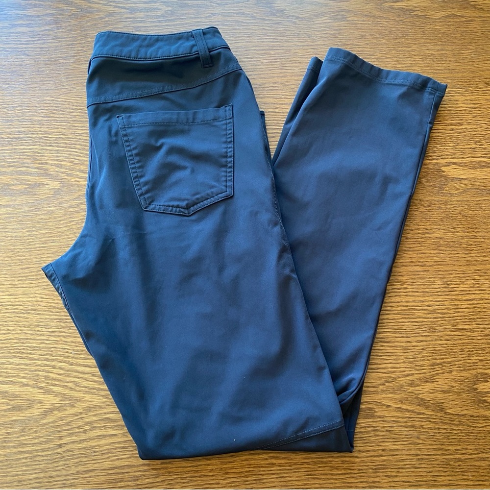 Lululemon ABC Slim Fit Dress pant trousers Men’s size 30